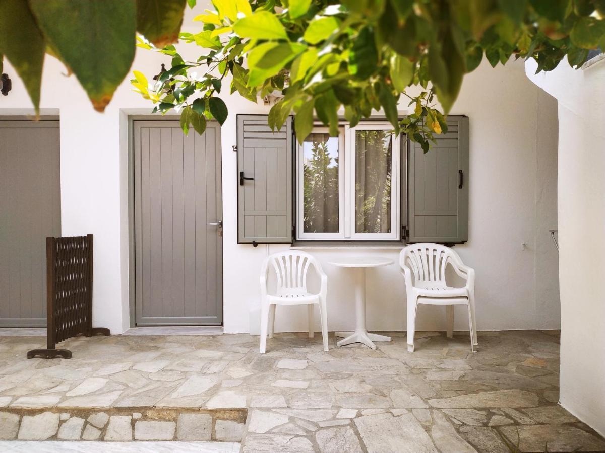 Pension Nikolas مدينة سكياثوس المظهر الخارجي الصورة